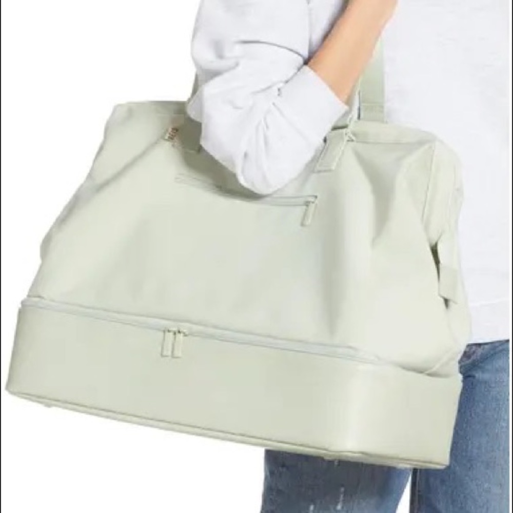 **LAST ONE** NWT Beis Matcha Green Weekender
